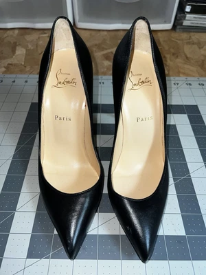 Christian Louboutin Pigalle 100 Black Calf Heels Stiletto Red Bottom Sz 39.5 - Image 1 of 4