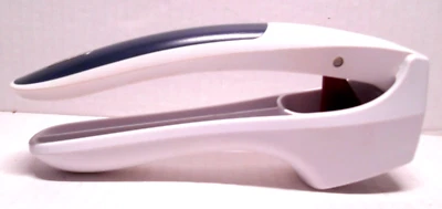 Prensa de ajo Zyliss 7" plástico duro resistente aparato de cocina usado en excelente estado Foto 1 de 4