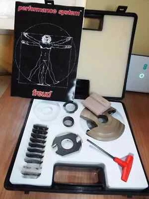 Vintage Freud RP2000 Spindle Moulder Raised Panel Set Cutter In Box - Image 1 of 4