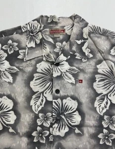 Men's Quiksilver Short Sleeve Shirt Size L Button Down Aloha Gray & Cream Pocket - Picture 1 of 4