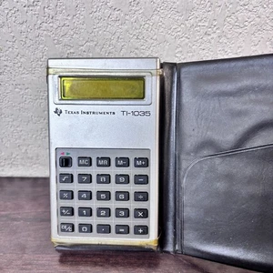 Calcolatrice Slimline TEXAS INSTRUMENTS TI-1035 1979 vintage - Foto 1 di 6
