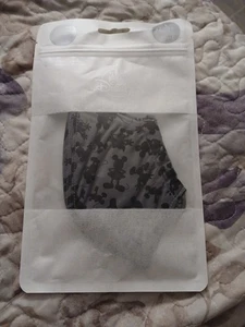 LARGE Disney MICKEY Face Mask Cloth LARGE Authentic Disney NEW IN SEALED BAG - Picture 1 of 5
