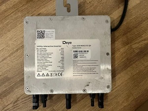 Deye SUN-M60G3-EU-Q0 Microwechselrichter für Balkonkraftwerk mit 2 Modulen - Bild 1 von 7