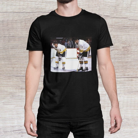 Boston Bruins Bobby Orr Phil Esposito Graphic Printed T Shirt NWOT Cover