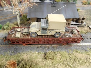 HO Artitec Minitanks US Army Humvee #A2086 Railway Car Hand Painted - Picture 1 of 3