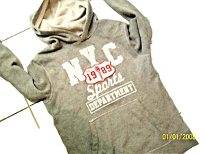 PLACE 'NYC SPORTS DEPT'. - BOYS SIZE MEDIUM - GRAY PULL OVER HOODIE EUC! - Picture 1 of 3