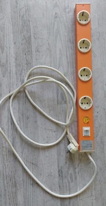KNÜRR - Serimot - 4-fach Bloc Alimentation - 3.000.304.2 - 16A 250V - Utilisé - Afbeelding 1 van 5