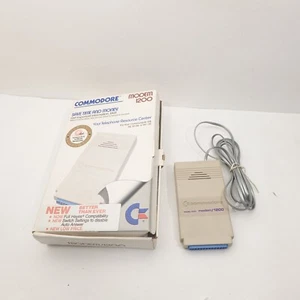 Commodore Modem 1200 Baud Model 1670 Quantum Link Edition With Box - Picture 1 of 5