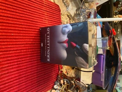 Six Feet Under Season 1 Vhs Box Set - Imagem 1 de 2