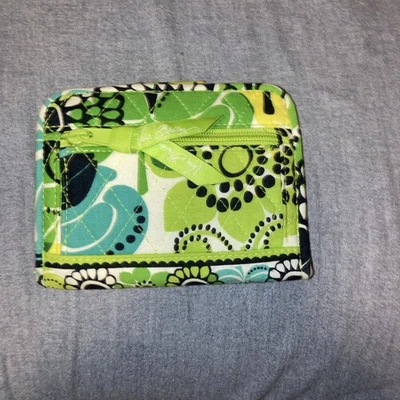 Cartera Ver Bradley Bi Plegable Verde y Amarilla Muy Bonita Excelente Estado Foto 1 de 4