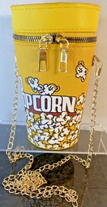 Novelty Popcorn Bucket Zipper Crossbody Hand Bag Purse Gold Chain & Accents New - Picture 1 of 7