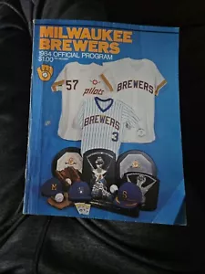 Vintage Milwaukee Brewers 1984 Official Program - Brewers vs Chicago White Sox - Picture 1 of 16