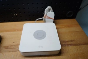 (i) Ring Alarm Base Station US White 4HB1U9-0EN0 - Locked/Registered - Powers On - Picture 1 of 4