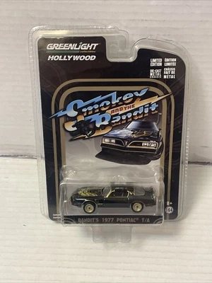 GREENLIGHT 2011 HOLLYWOOD SERIES 1 SMOKEY AND THE BANDIT 1977 PONTIAC TRANS AM - Image 1 of 4