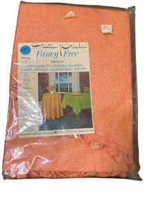 State Pride Fancy Free Vinyl Coated Flannel Backed Tablecloth 54"x72" Oval - Picture 1 of 5