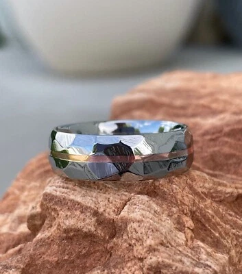 Уникальное кольцо, сплошной титан и медь граненый вырез группы, 7 мм шириной - Изображение 1 из 4