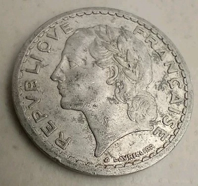 Moneda de 5 Francos 1945 Francia República Francesa RF París Casa de la Moneda Abierta 9 Foto 1 de 2