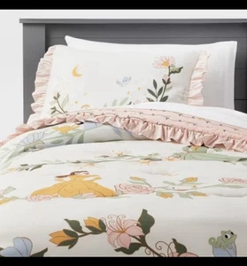 Princess Vine Kids' Comforter - The Disney Collection by Pillowfort - Picture 1 of 5
