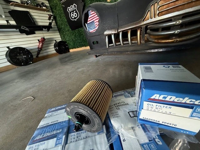 (12) GENUINE GM ACDelco Oil Filter PF457G PF457GF 12605566 - same as dealership - Image 1 of 4