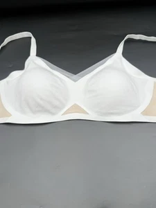 HONEYLOVE Crossover Size L White Nude Plunge Removable Caps Wireless Bra - Picture 1 of 14
