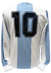 RARE MARIO KEMPES SIGNED ARGENTINA 1978 RETRO FOOTBALL SHIRT SEE PROOF + COA - Picture 1 of 3