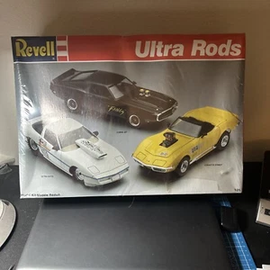 REVELL ULTRA RODS Vette Corvette Street Cobra Jet 1:25 #7481 Factory Sealed - Picture 1 of 13