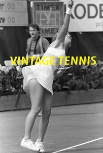 1970'S CHRIS EVERT 8 X 10 TENNIS PHOTO - Picture 1 of 1