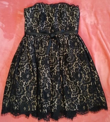 Nieman Marcus платье размер 10 коктейльное черный кружевной бежевый новый с Ярлыками Рекомендуемая розничная цена производителя $99,99 цель  - Изображение 1 из 4