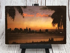 Postal de colección Florida Miami Magic City Skyline at Sunset - Imagen 1 de 4