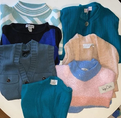 Lote de 7 suéteres y chalecos tejidos vintage verdaderos mezclados de lana acrílica algodón Ramie Foto 1 de 4