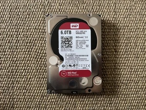 Western Digital WD rouge 6 To, interne, 5400 tr/min, 3,5" (WD60EFRX) - Photo 1/3