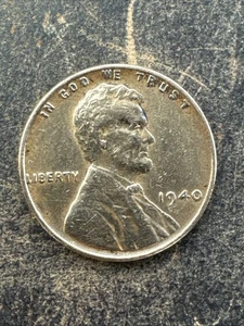 1940 Lincoln Wheat Penny - Picture 1 of 2