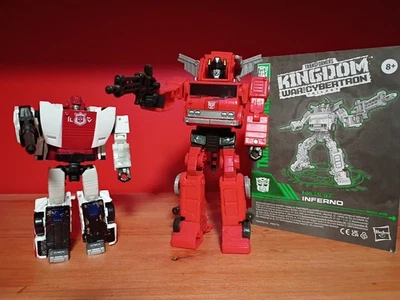 Hasbro Transformers Generations War for Cybertron Autobot Red Alert and Inferno Foto 1 de 3