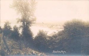 Beulah, Mi. 1900er RPPC Landschaftsblick mit Blick auf Beulah, Michigan  - Bild 1 von 2