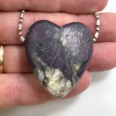 DVH Purpurita Púrpura Corazón Cuentas Colgante Iridiscente con Cuarzo Namibia 40x35x19 Foto 1 de 4
