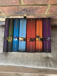 Harry Potter Complete Set Paperback Books With No Case. - Picture 1 of 9