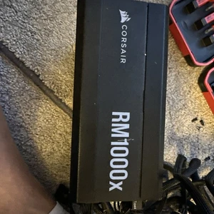 Corsair RM1000X 80 Plus Gold w pełni modułowy zasilacz ATX 1000 W + kable - Zdjęcie 1 z 7