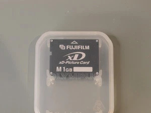 Type M - FujiFilm 1GB xD Picture Card - for Olympus and Fujifilm Cameras - Picture 1 of 2