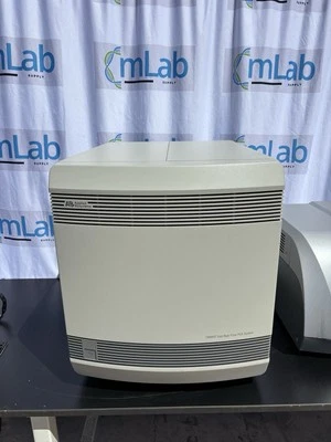 Sistema PCR rápido en tiempo real Applied Biosystems ABI 7900 HT Foto 1 de 4