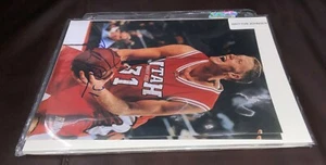 (18) LOTE DE FOTOS FIRMADAS UTAH UTES 8X10 AUTÓGRAFOS BALONCESTO ANDRE MILLER JOHNSON - Imagen 1 de 1
