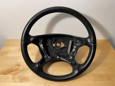 05-09 Volante negro Mercedes W209 W211 CLK320 CLK500 E350 E550 CLS550 Foto 1 de 4