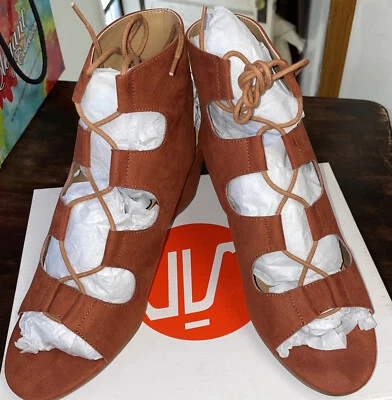 Sandalia con cordones de gamuza Lydia talla 10 UV cuñas rojas quemadas. Foto 1 de 4