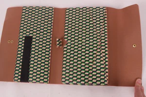 Sobre técnico de cuero Mark & Graham, verde carreras, grande 12,5" x 9,5": VL monogr - Imagen 1 de 5