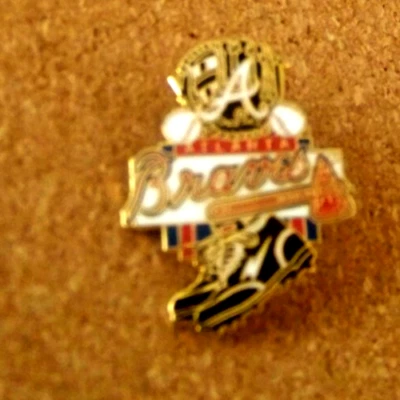 Atlanta Braves mitt balls spikes lapel pin 1995 MLB c43491 - Image 1 of 4