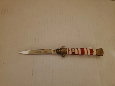 Kissing Crane 331 Stiletto Lockback Folding Pocket Knife Merry Christmas 2012 - Image 1 of 4