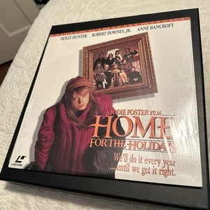 Home For the Holidays (Deluxe Widescreen LaserDisc) Holly Hunter & Robert Downey - Picture 1 of 10