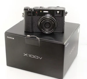 Fujifilm X100V Digital Camera 23mm F2 II Lens - Boxed, Excellent Condition - Picture 1 of 7