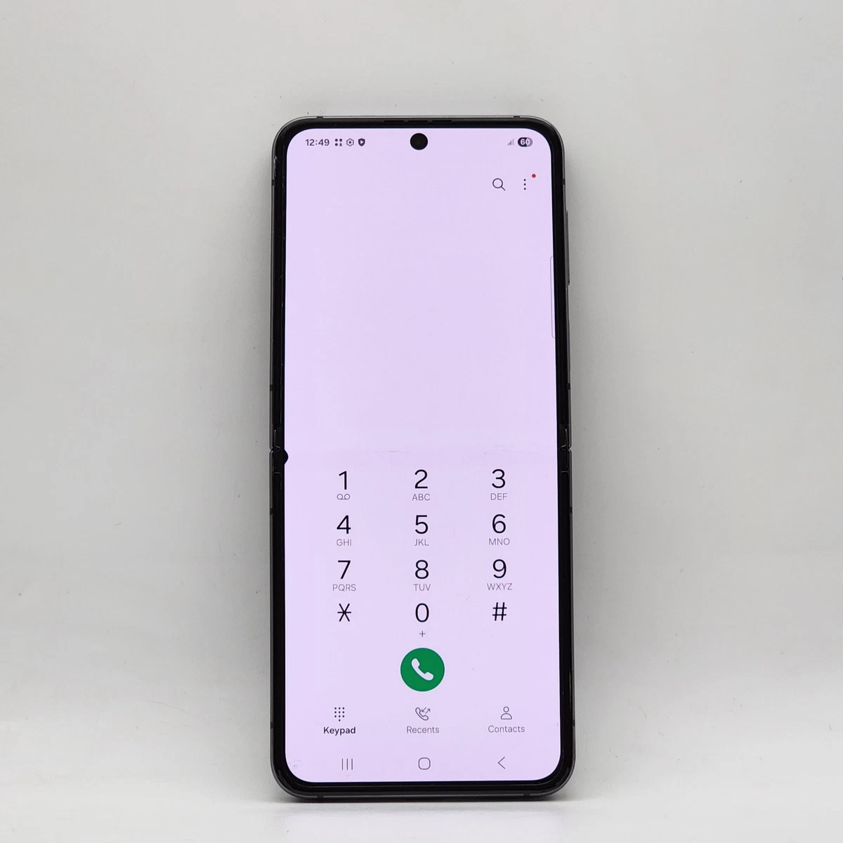 SALE！！Galaxy Z Flip5 256GB LACKフリップケース付き Samsung Galaxy Z Flip5 256GB (Unlocked) Graphite SM-F731UZAAXAA