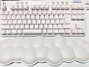 Logitech G G715 Brown switch gaming keyboard Aurora collection Tested - Picture 1 of 6