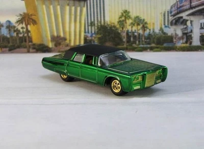 Chrysler Imperial Crown 1966 modelo Green Hornet escala 1/64 edición limitada H Foto 1 de 4
